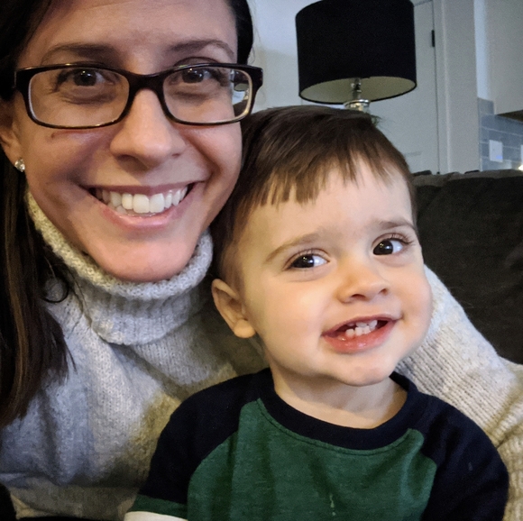 Meet your Posher, Kate - Picture 2 of 2